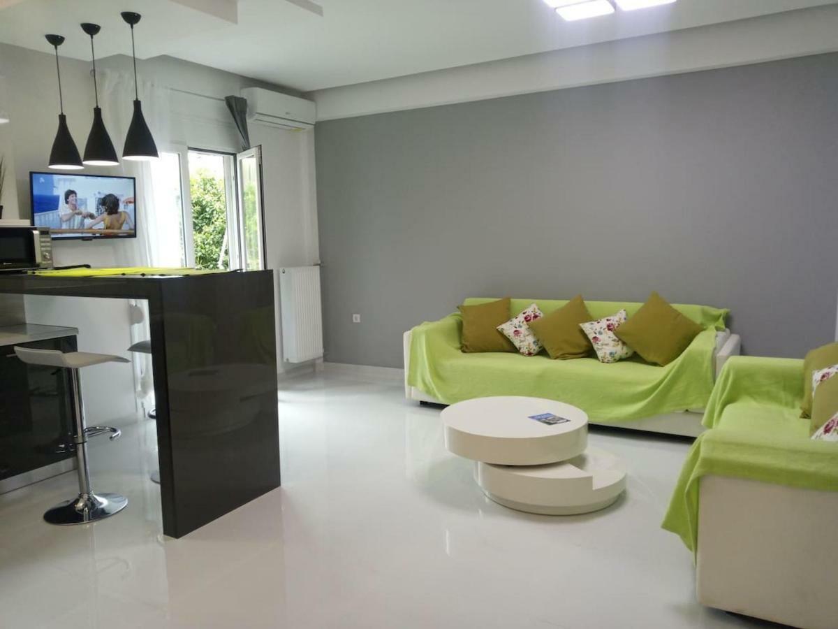 Luxury Apartment Next To The Sea Beach Athens Exterior photo