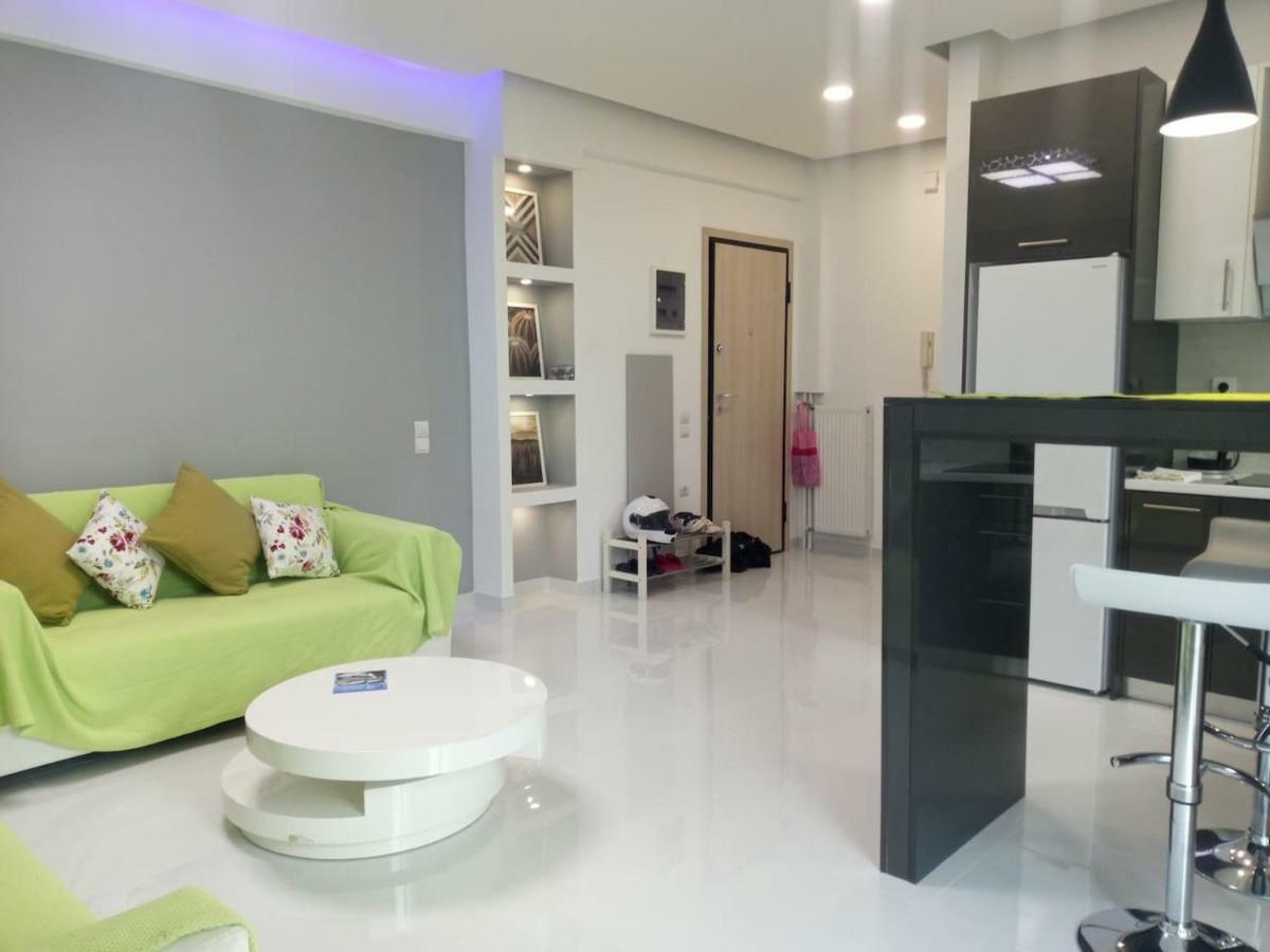 Luxury Apartment Next To The Sea Beach Athens Exterior photo